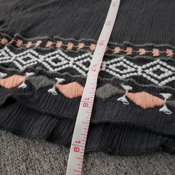 Hollister Size L Navy 3/4 Bell Sleeve Embroidered Cropped Blouse - Picture 9 of 10